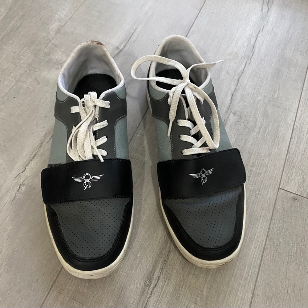 Creative recreation Men’s shoes size 10